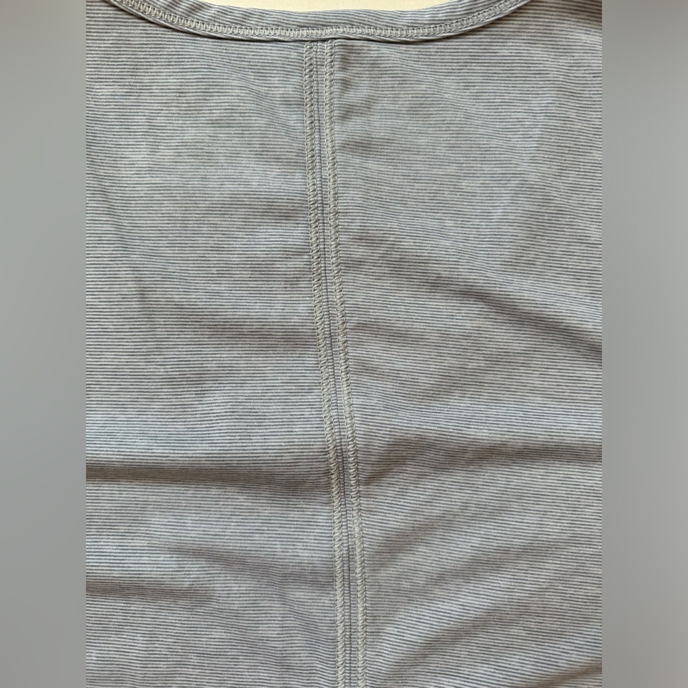 Go-Dry Short Sleeve Tee EUC Blue White Stripes Old Navy Active - Picture 13 of 15
